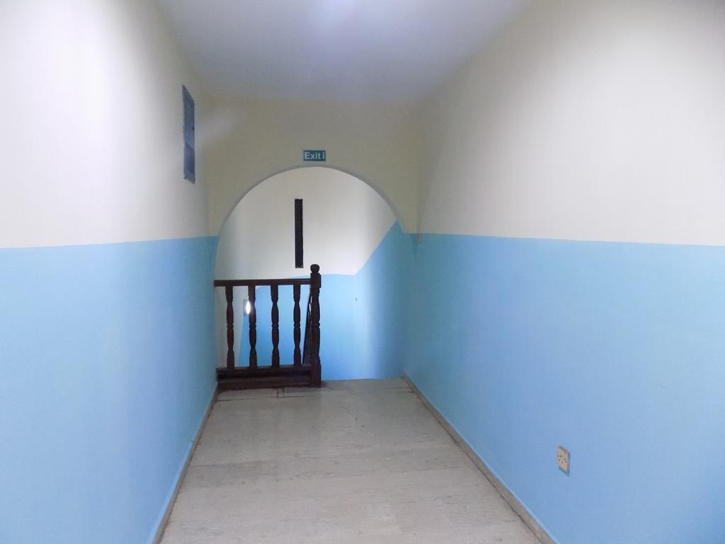 Posh Apartments And Hotel Ikeja Bagian luar foto