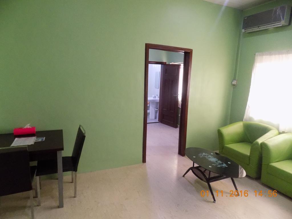 Posh Apartments And Hotel Ikeja Bagian luar foto
