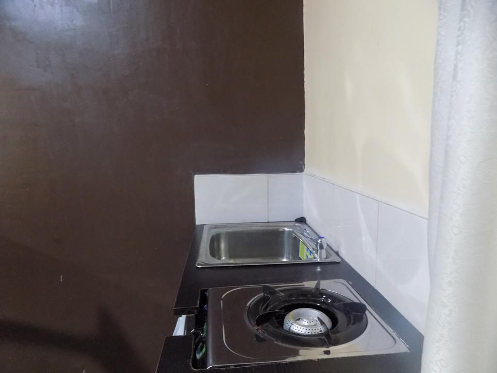 Posh Apartments And Hotel Ikeja Bagian luar foto