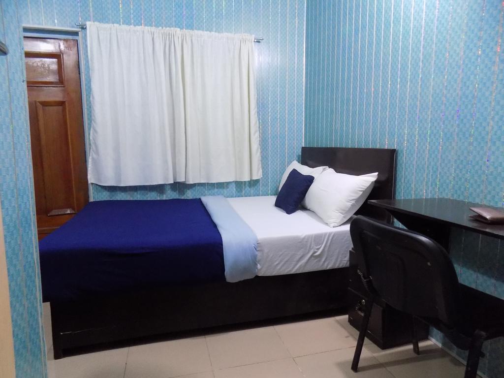 Posh Apartments And Hotel Ikeja Bagian luar foto
