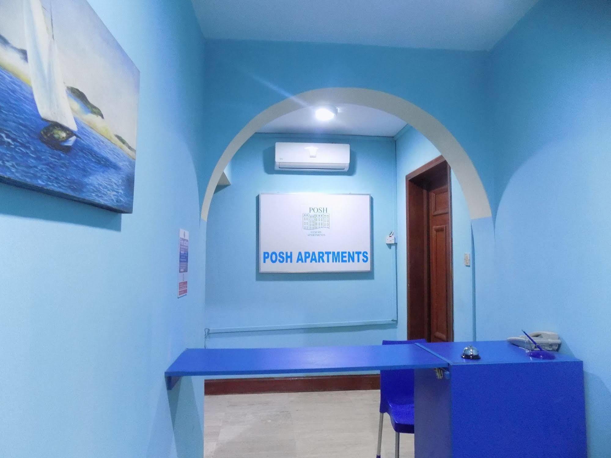 Posh Apartments And Hotel Ikeja Bagian luar foto