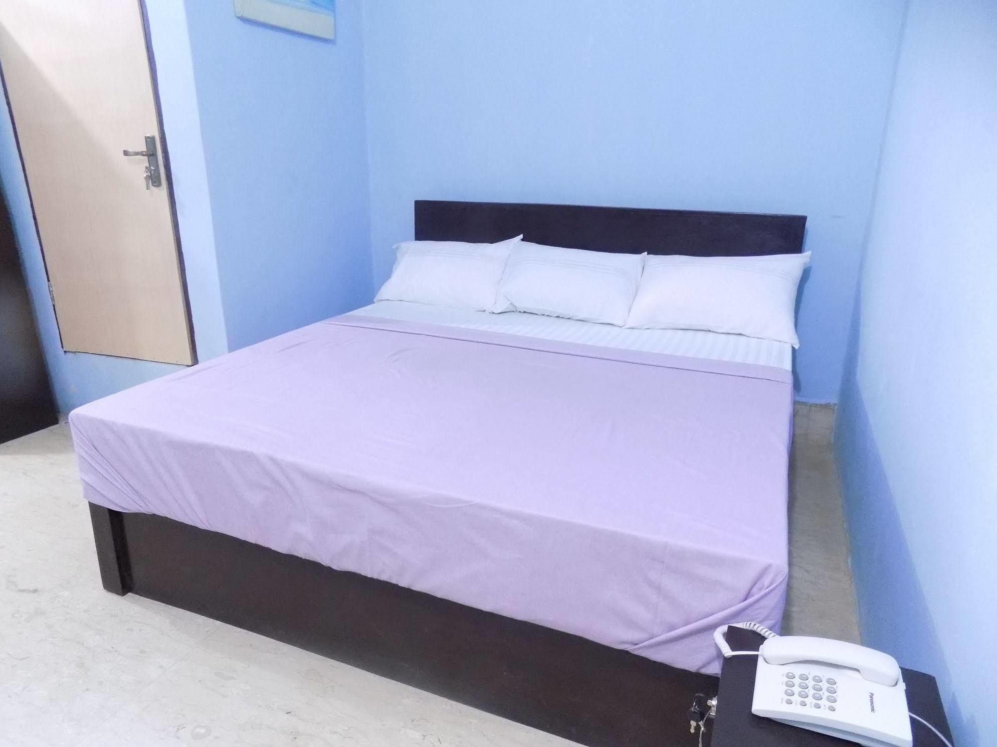 Posh Apartments And Hotel Ikeja Bagian luar foto
