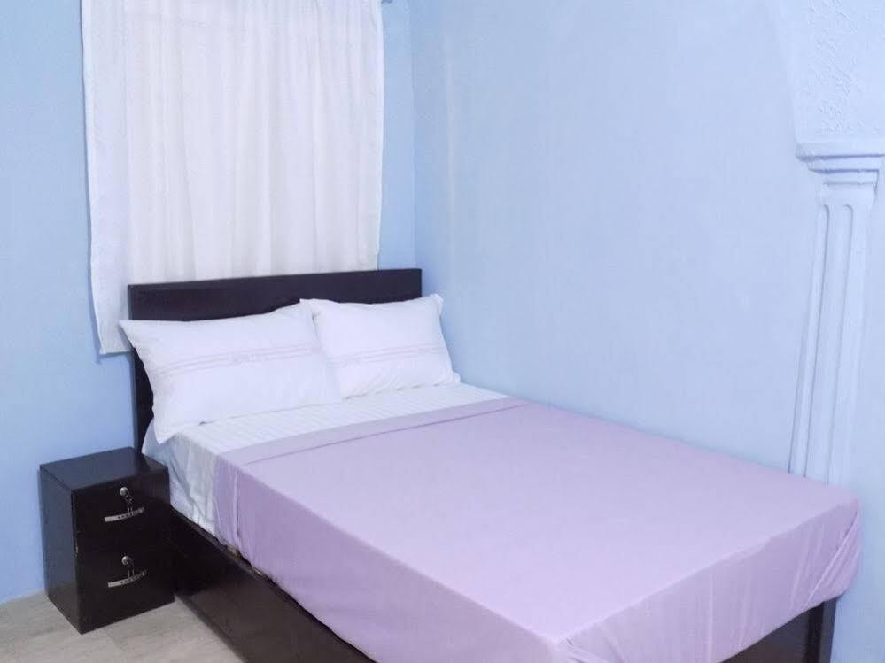 Posh Apartments And Hotel Ikeja Bagian luar foto